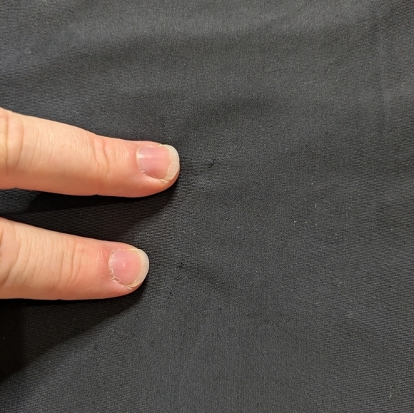 ✨3/$15 Ingear black long sleeve rash guard S - Picture 4 of 6